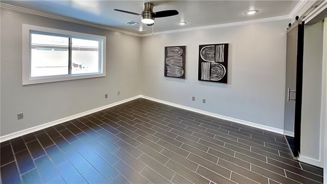 8 W Prairie Dunes Court, Rogers, AR 72758