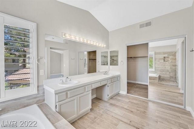 9725 Hitching Rail Drive, Las Vegas, NV 89117