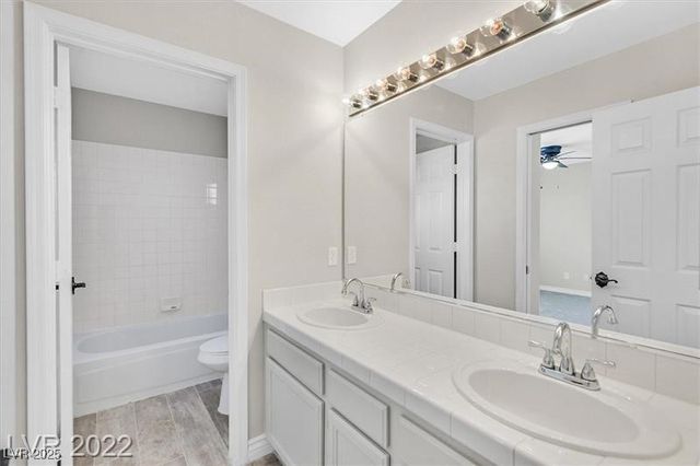 9725 Hitching Rail Drive, Las Vegas, NV 89117