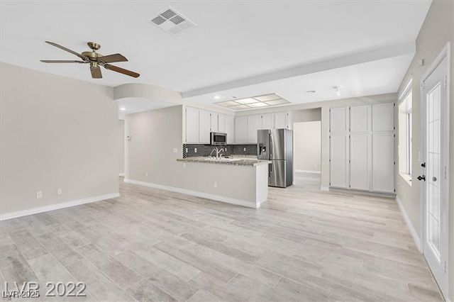 9725 Hitching Rail Drive, Las Vegas, NV 89117