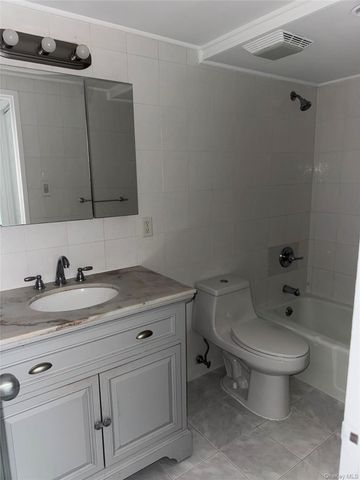 1116 Warburton Avenue 2G, Yonkers, NY 10701