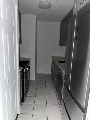 1116 Warburton Avenue 2G, Yonkers, NY 10701
