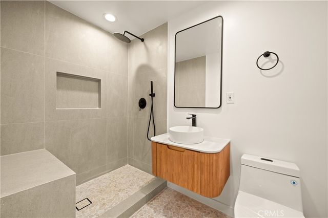 3947 Sumac Drive, Sherman Oaks, CA 91403