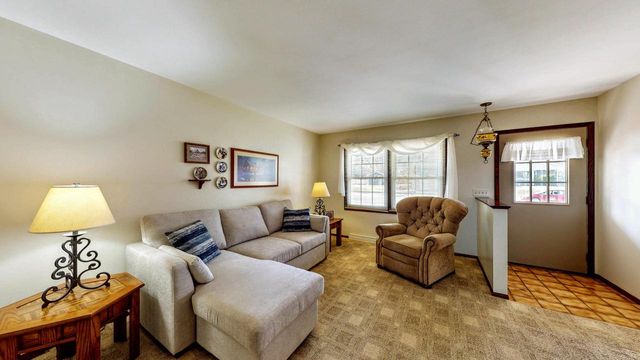 532 N Stevens AVENUE, Jefferson, WI 53549