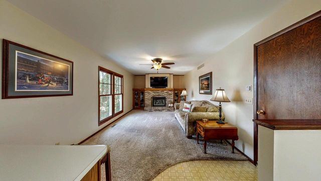 532 N Stevens AVENUE, Jefferson, WI 53549