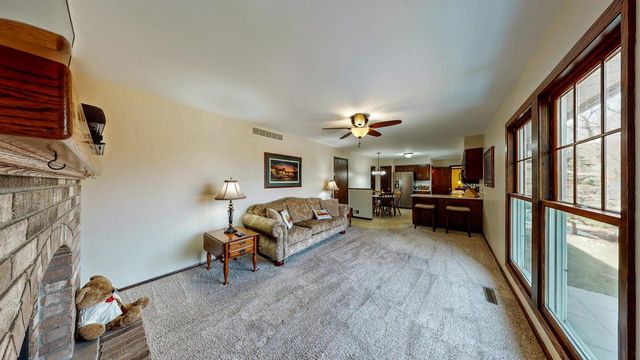 532 N Stevens AVENUE, Jefferson, WI 53549