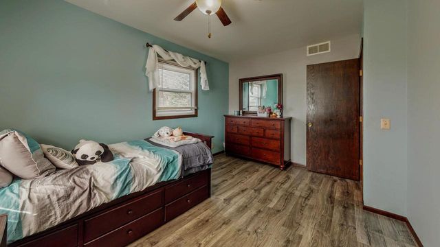 532 N Stevens AVENUE, Jefferson, WI 53549