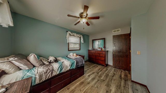 532 N Stevens AVENUE, Jefferson, WI 53549