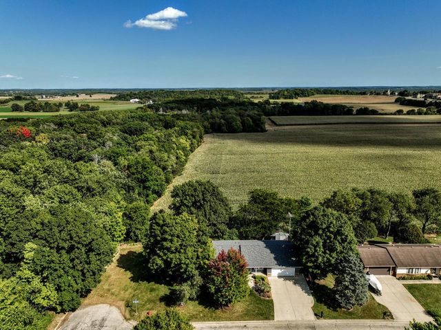 532 N Stevens AVENUE, Jefferson, WI 53549