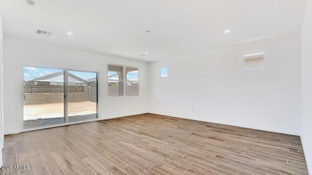 1534 E GLAZIER Drive E, Casa Grande, AZ 85122