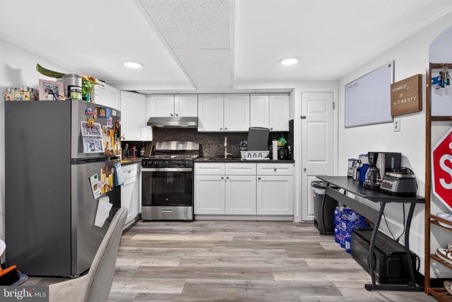 270 DUPONT ST, Philadelphia, PA 19128