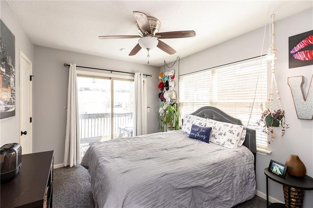 4526 Roanoke Parkway A, Kansas City, MO 64111