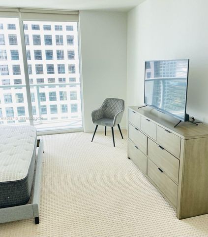 500 Brickell Ave 2708, Miami, FL 33131