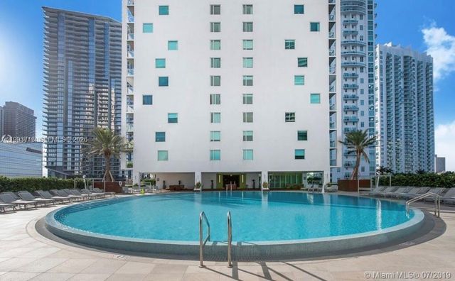 500 Brickell Ave 2708, Miami, FL 33131
