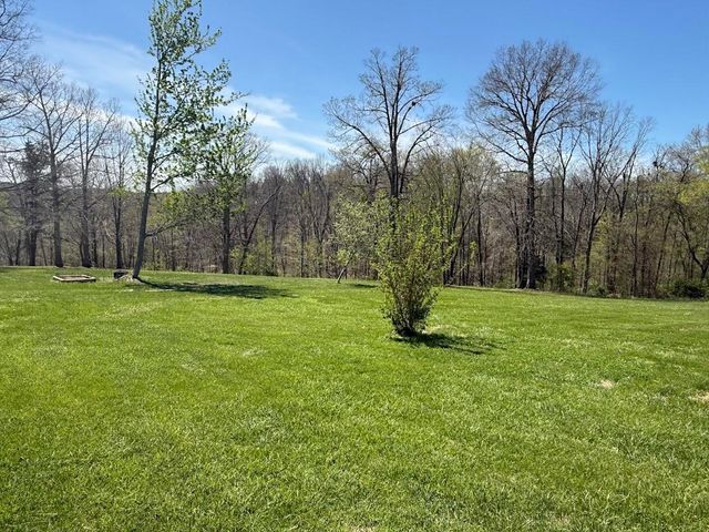 2099 Bowling Ridge Road, Brodhead, KY 40409