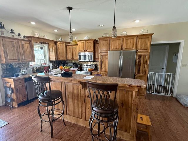 2099 Bowling Ridge Road, Brodhead, KY 40409