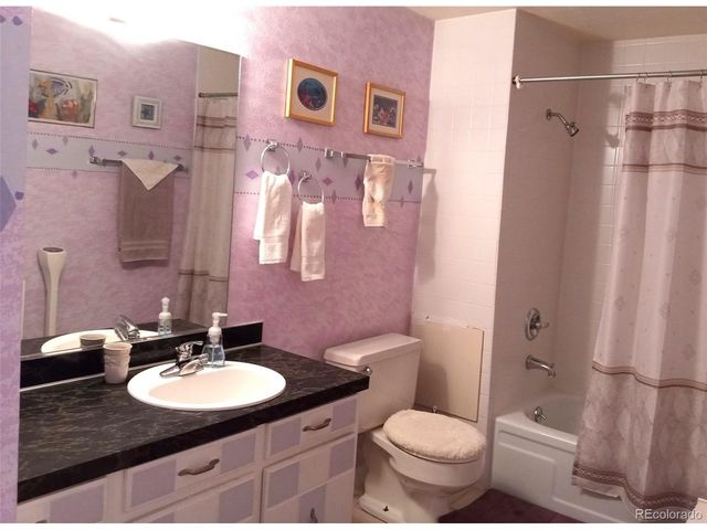 7422 S Zephyr Ct, Littleton, CO 80128