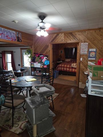 5221 E 4th St, Superior, WI 54880