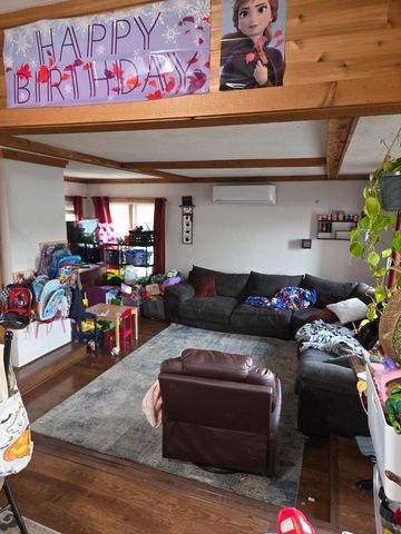 5221 E 4th St, Superior, WI 54880