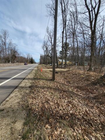 16351 Red Arrow Highway, Union Pier, MI 49129