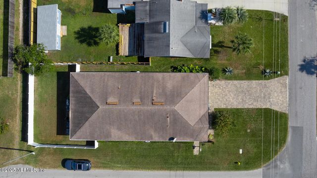 305 N 9TH Street, Jacksonville Beach, FL 32250