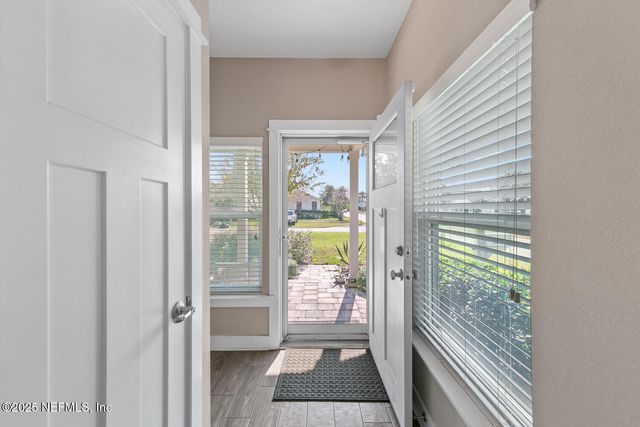 305 N 9TH Street, Jacksonville Beach, FL 32250