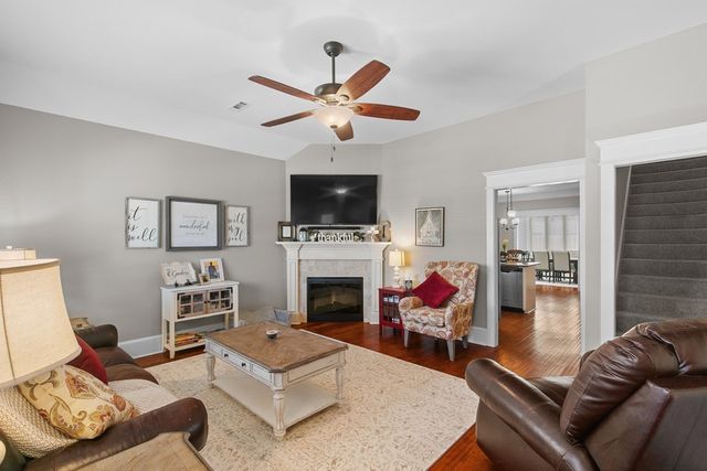 105 Gradic Ln, Dothan, AL 36301