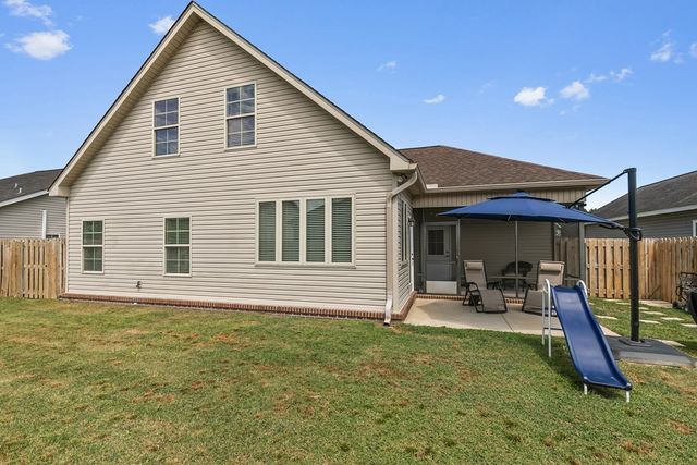 105 Gradic Ln, Dothan, AL 36301
