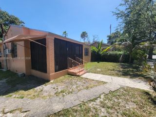 75 NE 49th St, Miami, FL 33137
