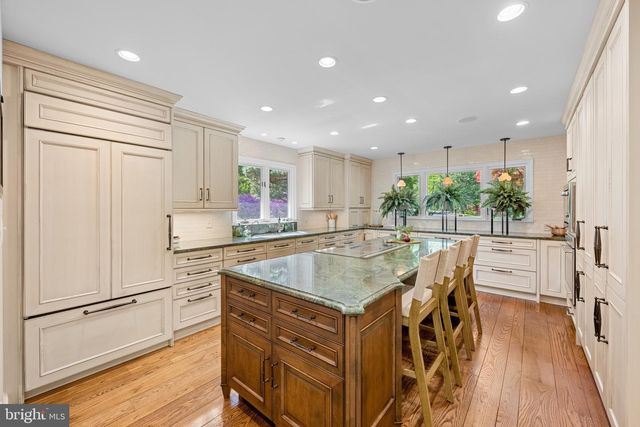 7019 ARMAT DR, Bethesda, MD 20817