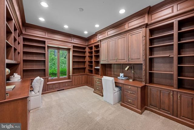 7019 ARMAT DR, Bethesda, MD 20817