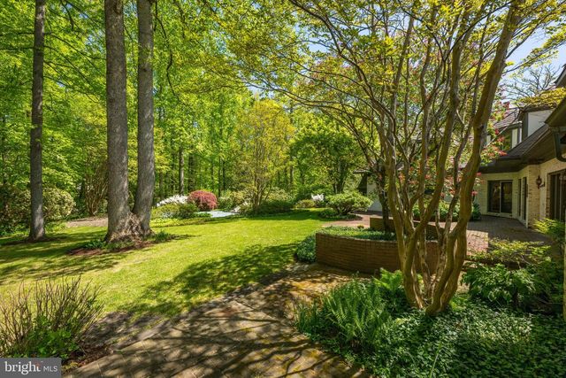 7019 ARMAT DR, Bethesda, MD 20817