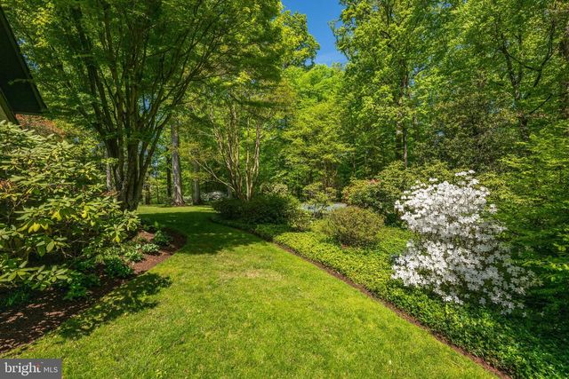 7019 ARMAT DR, Bethesda, MD 20817