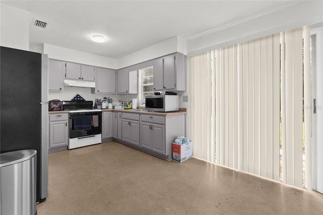 5030 NW 28TH TERRACE, Gainesville, FL 32605