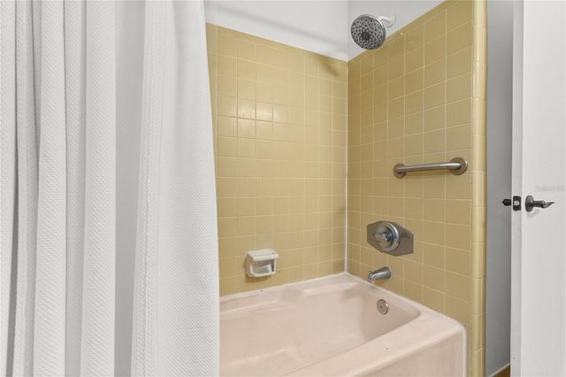 5030 NW 28TH TERRACE, Gainesville, FL 32605