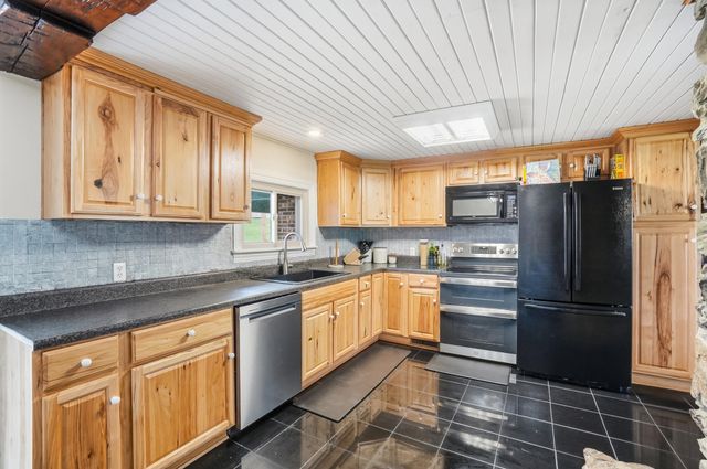 1008 Stevens Circle Drive 1008 Stevens Circle Drive, New Carlisle, OH 45344