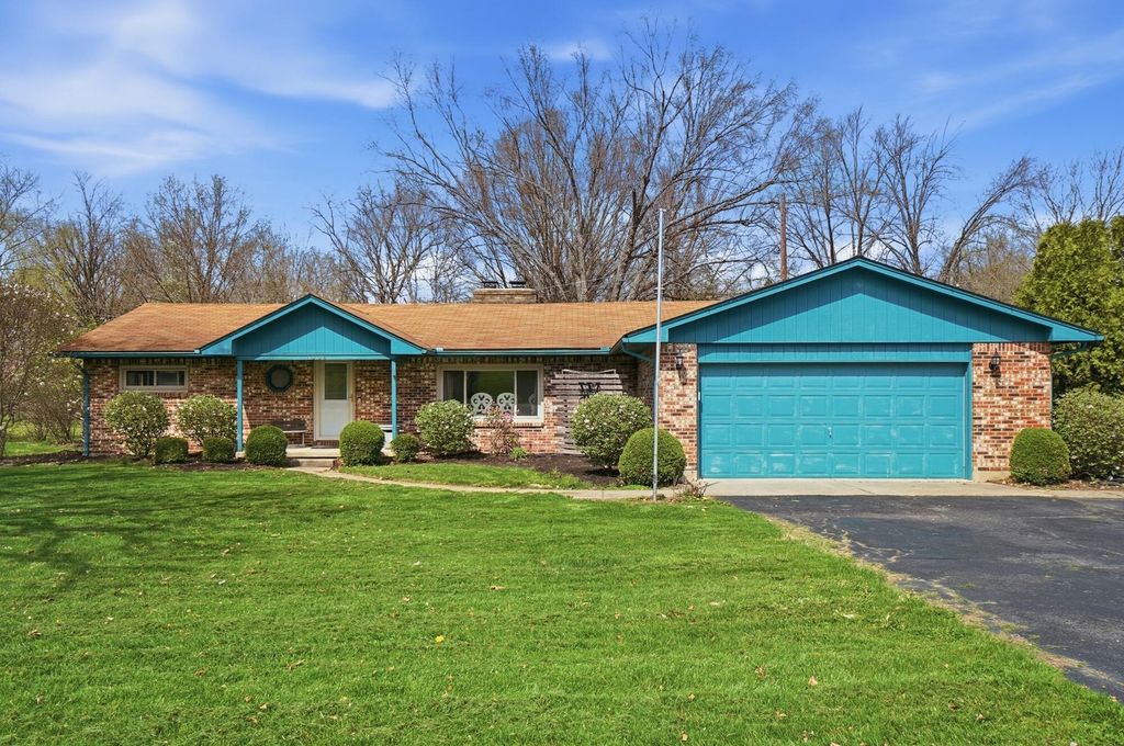 1008 Stevens Circle Drive 1008 Stevens Circle Drive, New Carlisle, OH 45344