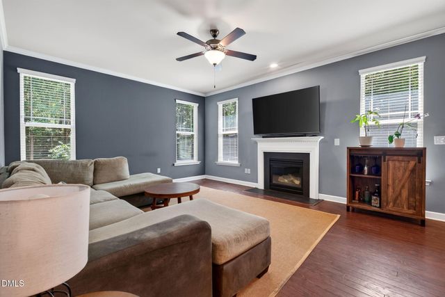 20 Oak Hollow Court, Louisburg, NC 27549