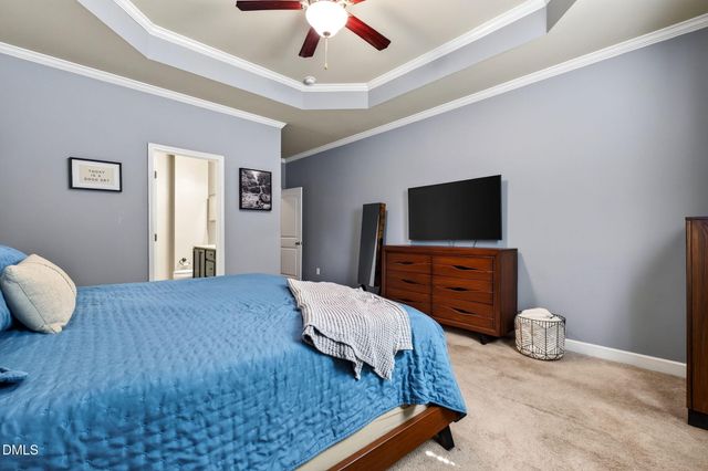 20 Oak Hollow Court, Louisburg, NC 27549