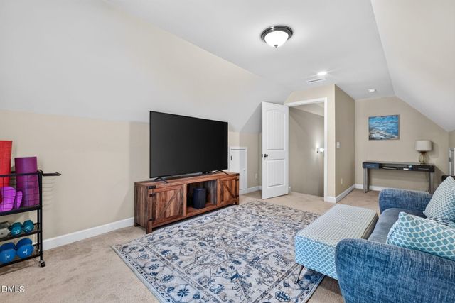 20 Oak Hollow Court, Louisburg, NC 27549