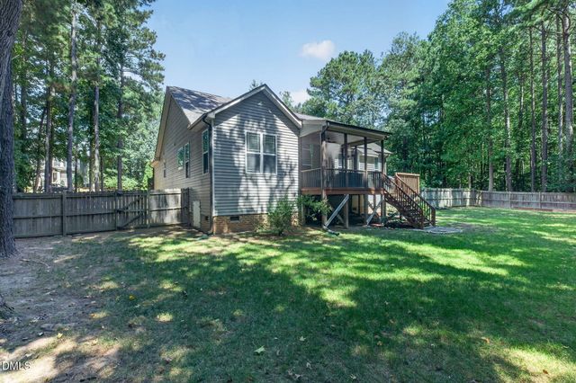 20 Oak Hollow Court, Louisburg, NC 27549