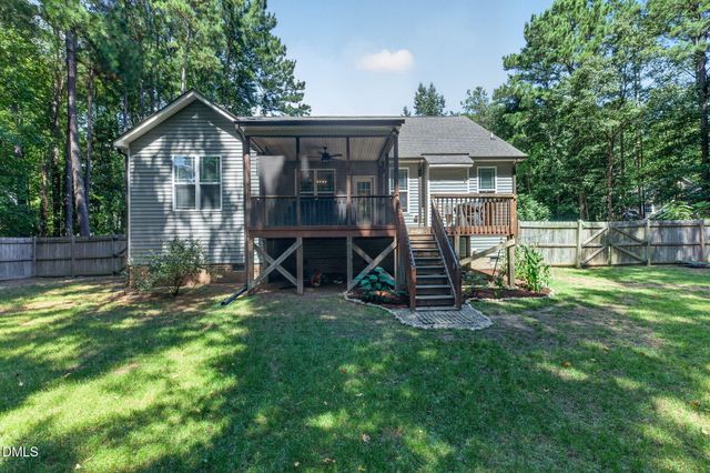 20 Oak Hollow Court, Louisburg, NC 27549