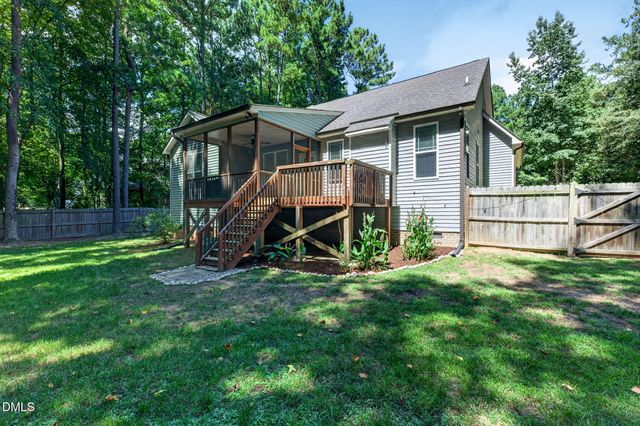 20 Oak Hollow Court, Louisburg, NC 27549
