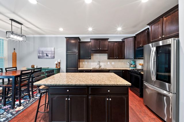 20 Oak Hollow Court, Louisburg, NC 27549