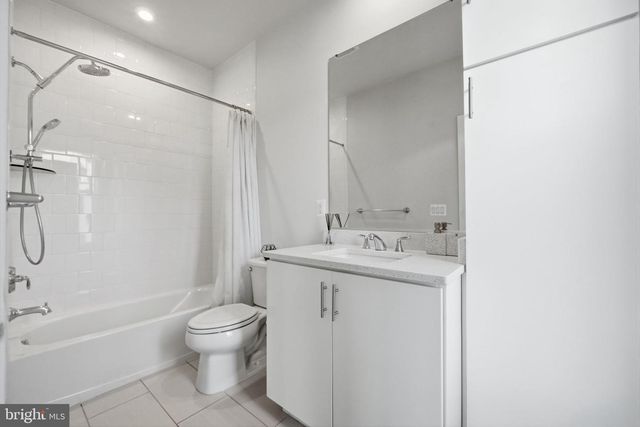 14339 BECKETT GLEN CIR, Chantilly, VA 20151