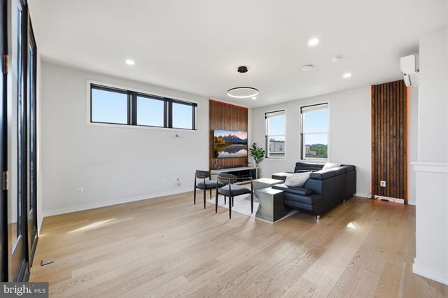14339 BECKETT GLEN CIR, Chantilly, VA 20151