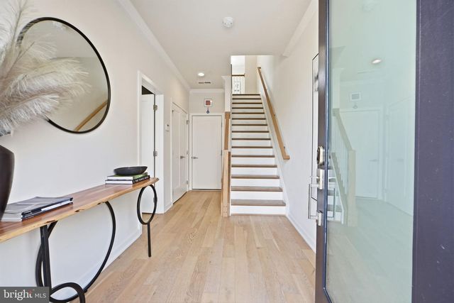 14339 BECKETT GLEN CIR, Chantilly, VA 20151