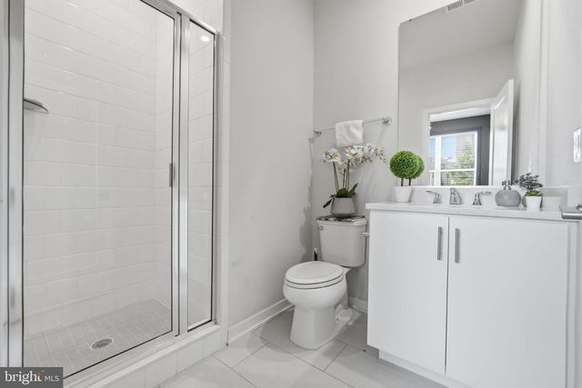 14339 BECKETT GLEN CIR, Chantilly, VA 20151