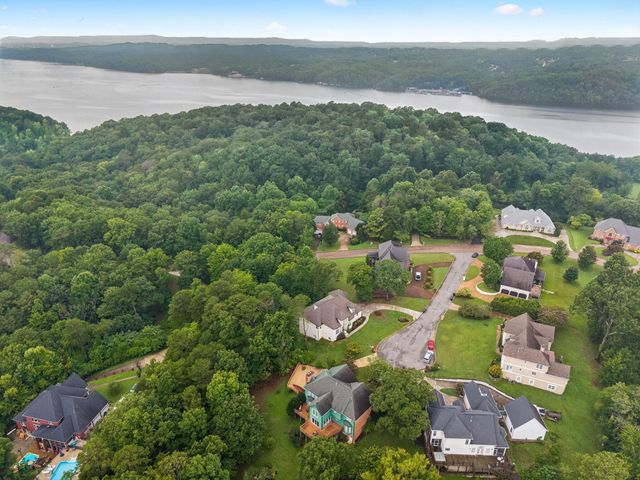 5802 Muirfield Lane, Chattanooga, TN 37416