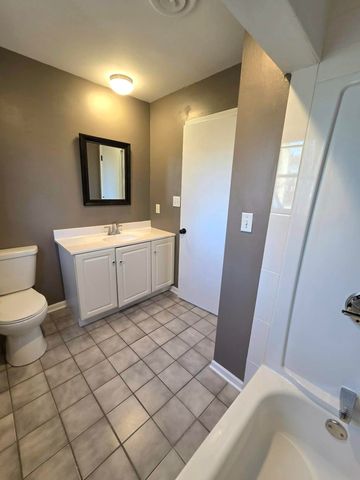 65 Deep River Drive, Hobart, IN 46342